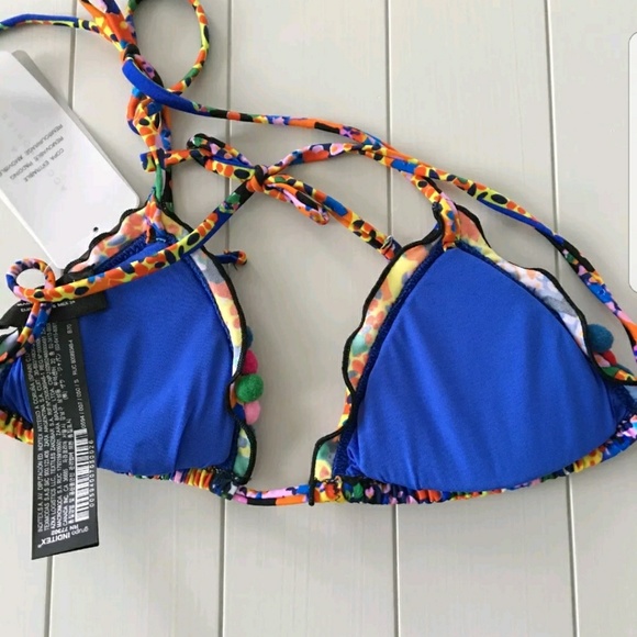 ❤SOLD❤   ZARA // pom pom triangle bikini top - Picture 4 of 4